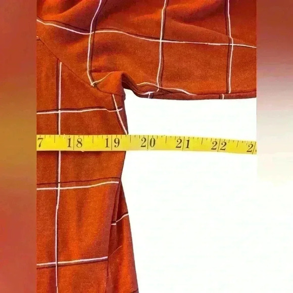 Liz Claiborne Terracotta‎ Lightweight Long Sleeved Fall Top Size Medium - Picture 4 of 8